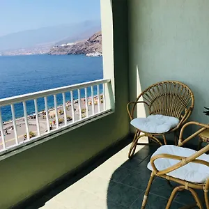 https://la-casa-verde.tenerifehoteles.net